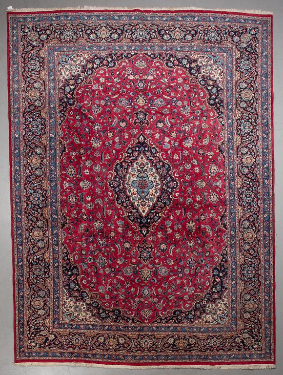 A carpet, Mashad, ca 393 x 293,5 cm.