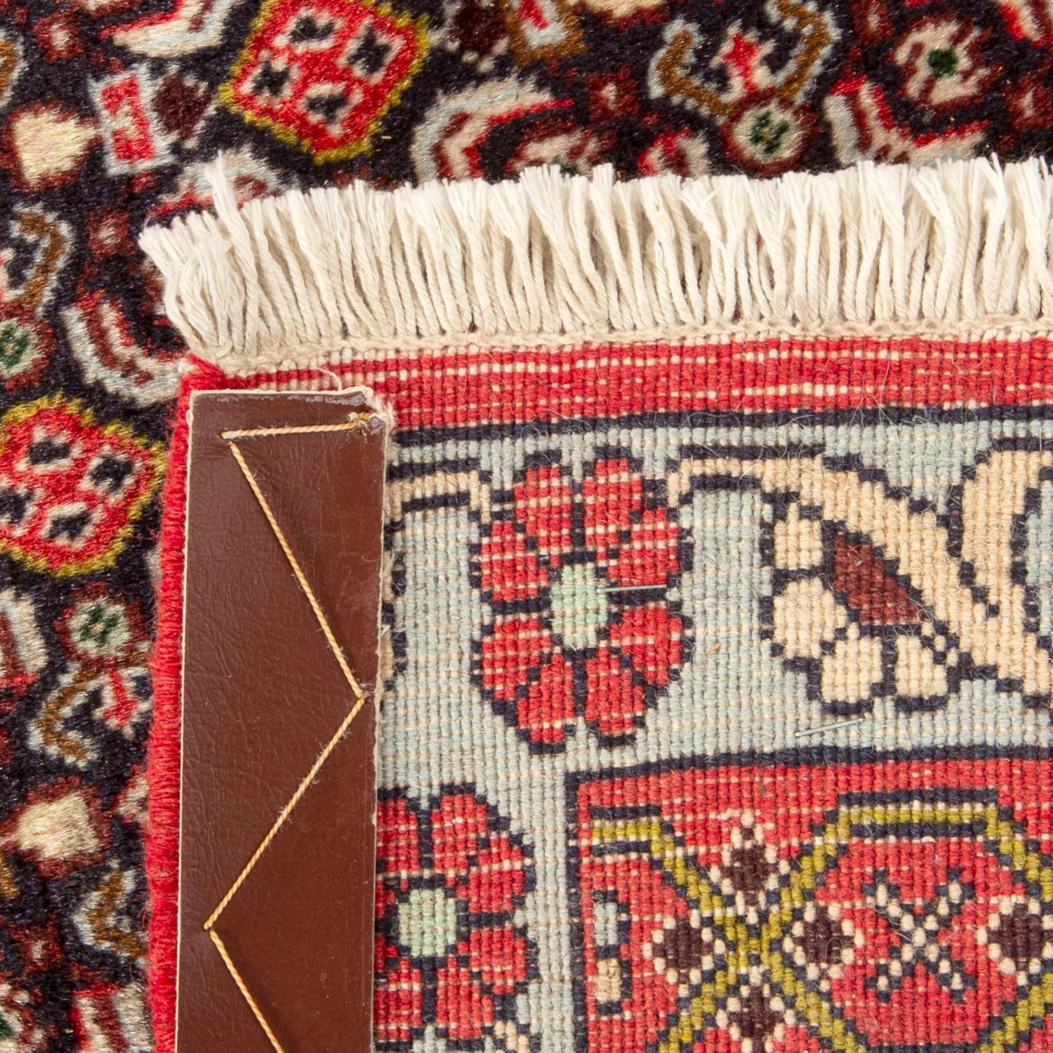 A Senneh Haraty design carpet ca 290 x 198 cm.