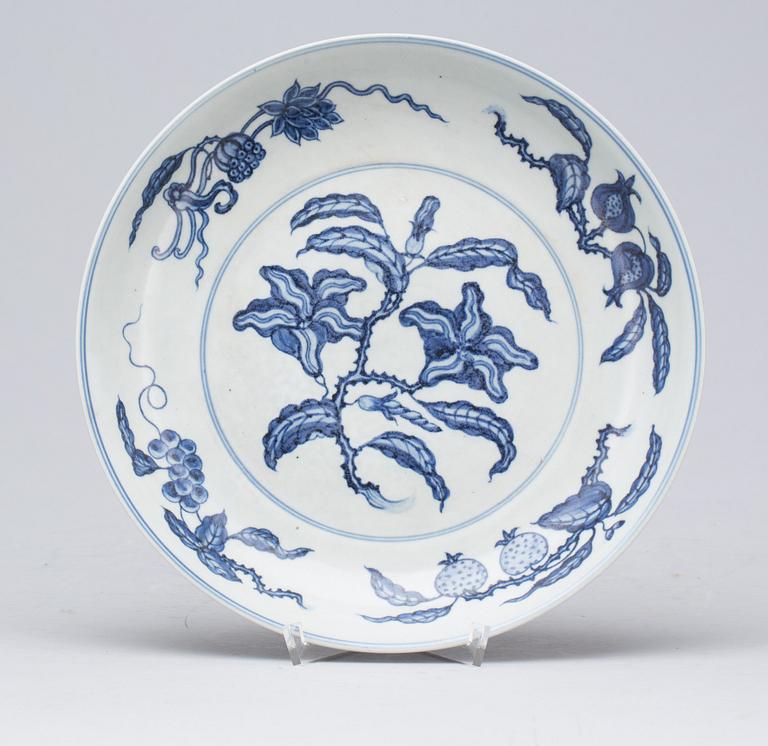 SKÅLFAT, porslin,  Mingstil, Kina.