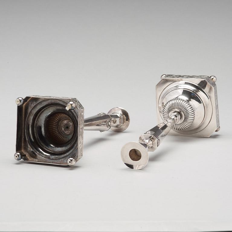 Stephan Westerstråhle, ljusstakar, ett par, silver, Stockholm 1799. Sengustavianska.