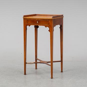 A late gustavian early 19th century sewing table.