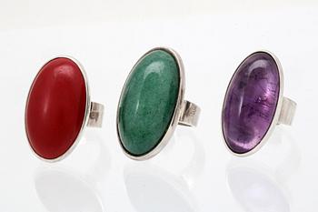 1 armring och 3 ringar, silver, ametist, aventurin och röd sten.