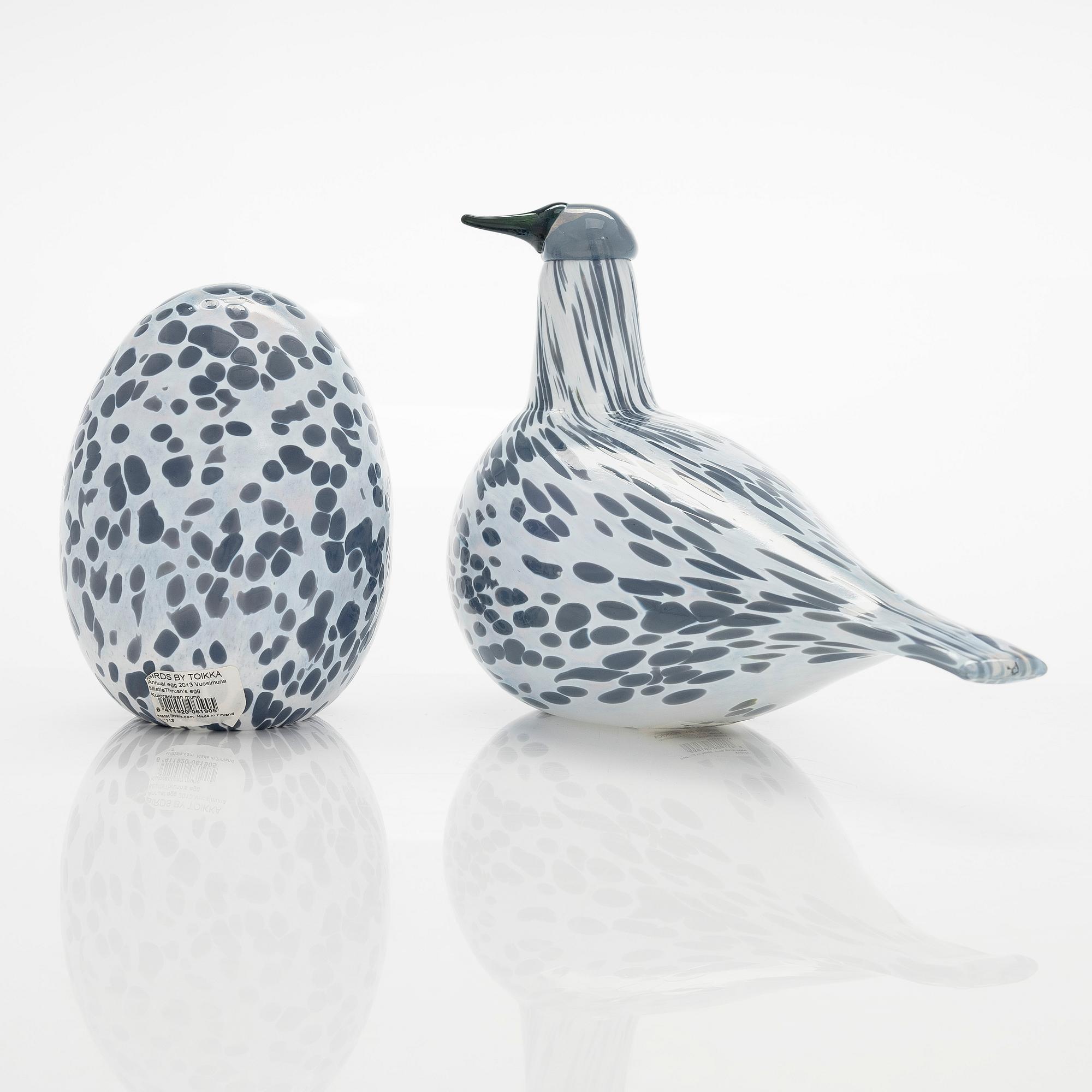 Oiva Toikka, An annual bird and egg 2013, 'Mistle Trush', signed O. Toikka Nuutajärvi 2013.