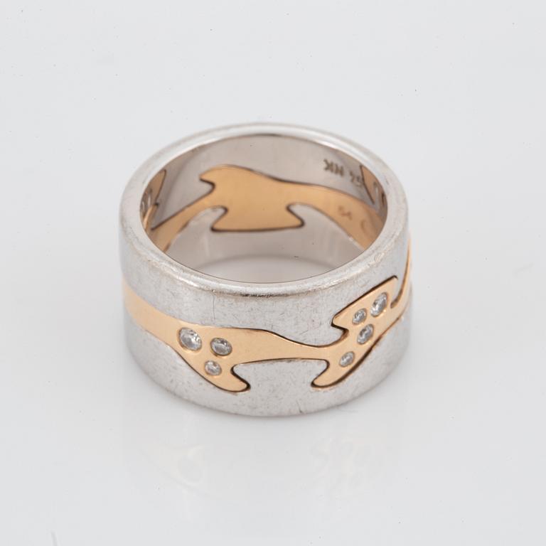 GEORG JENSEN, "Fusion". Ringar, 3 st, 18K guld med briljantslipade diamanter. Nina Koppel.