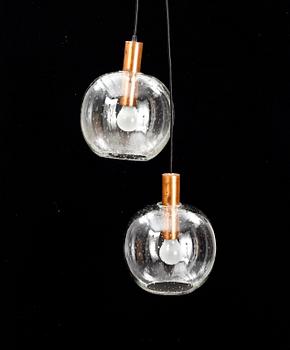 TAKLAMPOR, ett par. Höjd 30 cm.