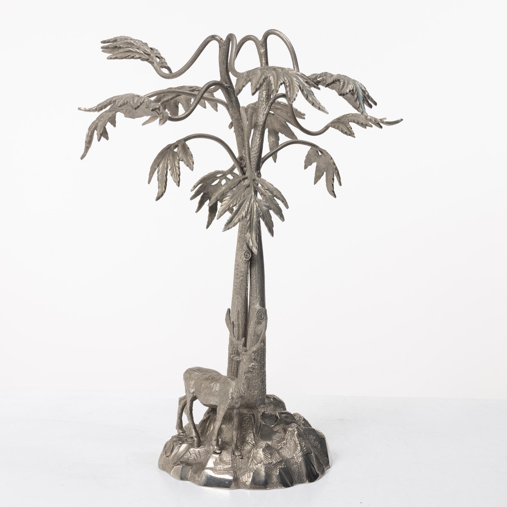 A centrepiece, early 20th Century.