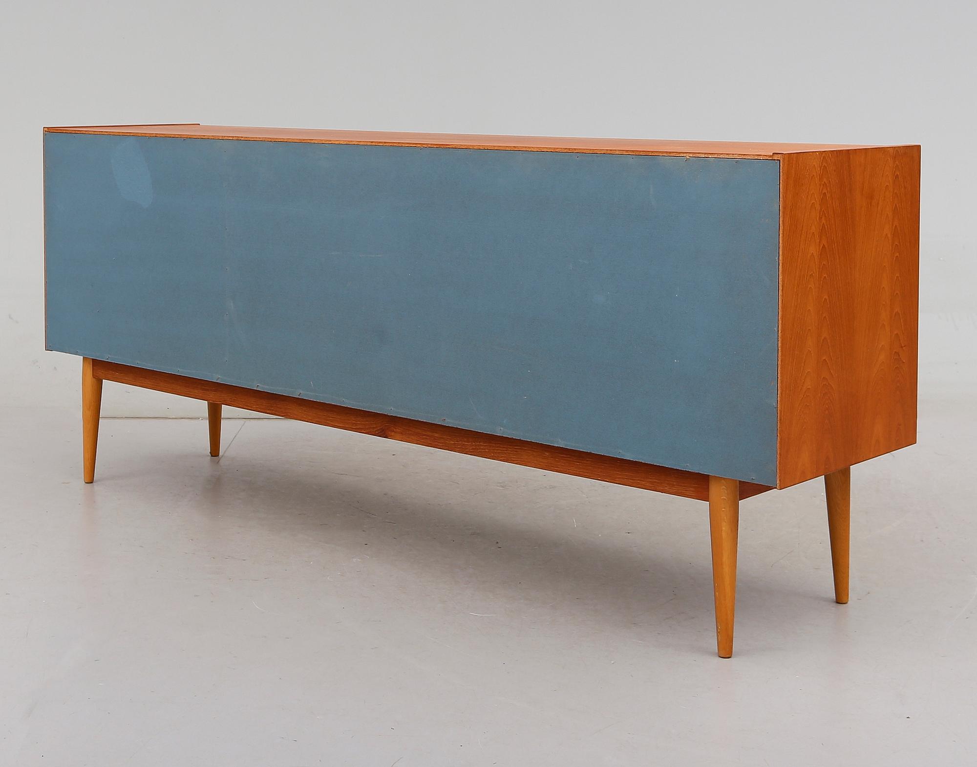 SIDEBOARD, 1900-talets andra hälft.