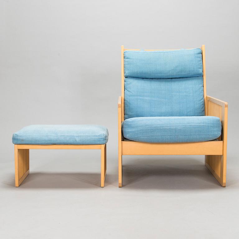 Ben af Schultén, late 20th century '444' armchair and '445' ottoman for Artek.