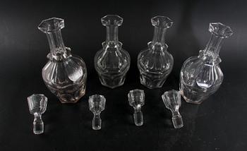 KARAFFER MED PROPPAR, 4 st, glas, 1800/1900-tal.