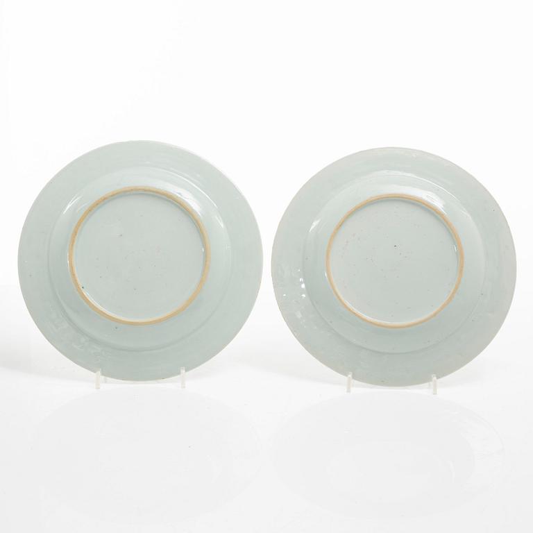 Tallrikar, 15 stycken, porslin, Kina, Qingdynastin, 1700-tal.