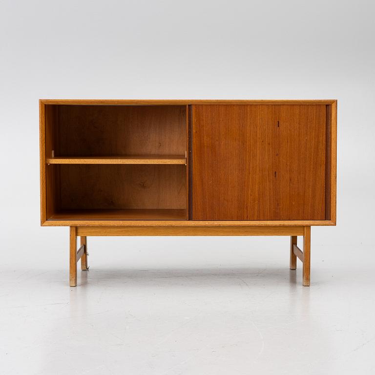 Sideboard, 1900-talets mitt.