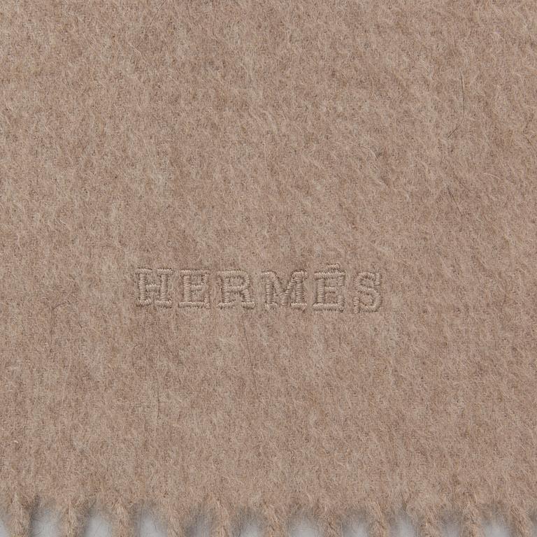 PLÄD, Hermès.