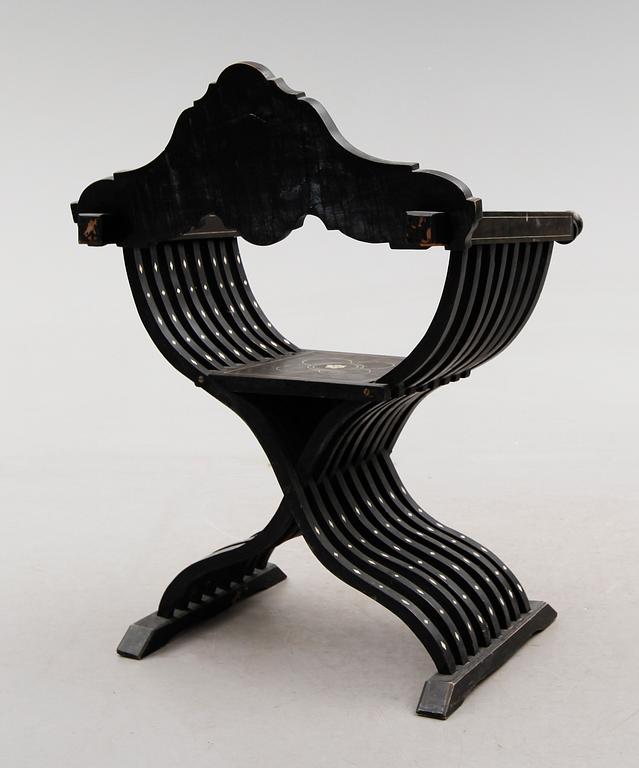 STOL, orientalisk, 1900-talets första hälft.