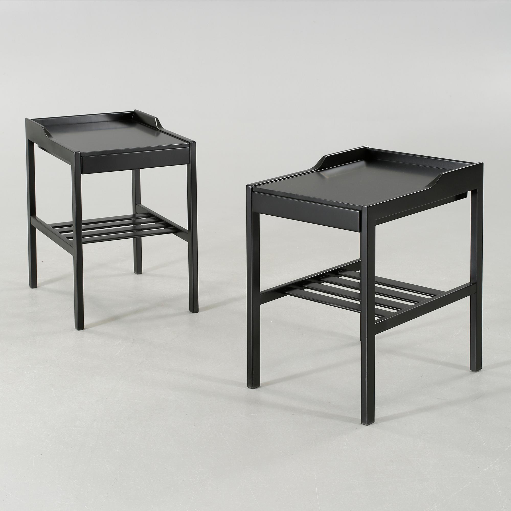 A paif of bedside tables by Bertil Fridhagen, from the latter half of the 20th century.