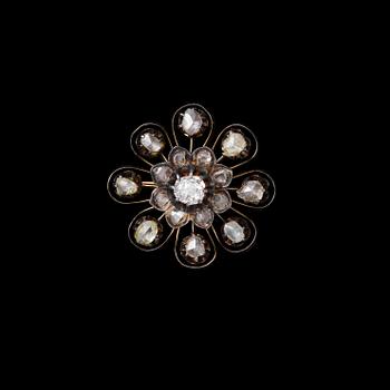 406. A BROOCH.