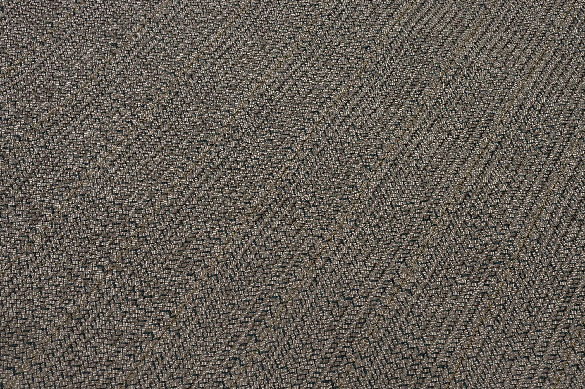 Paola Lenti, matta, etikettmärkt, 390 x 300 cm.