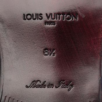 LOUIS VUITTON, shoes, size 42,5.