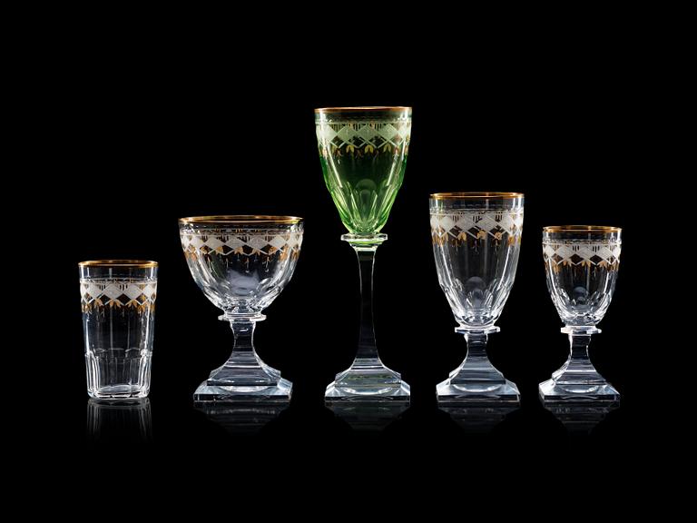 GLASSERVIS, 112 delar, Kosta Glasbruk, modell "Junior".