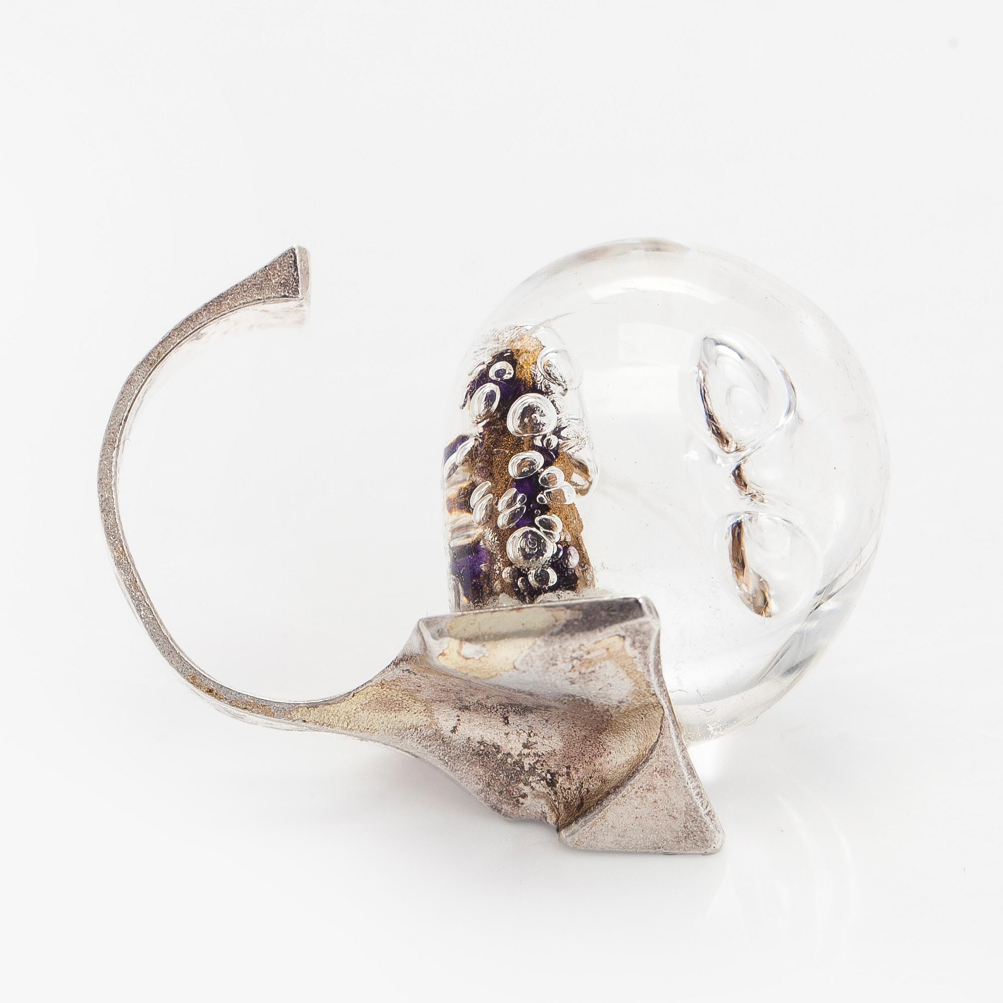 Björn Weckström, ring, "Förstelnad sjö",  silver, akryl, Lapponia 1975.