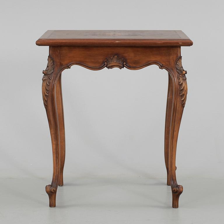 SALONGSBORD, Louis XV-stil, Frankrike, 1900-talets slut.