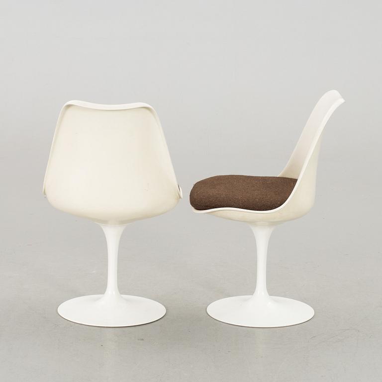 EERO SAARINEN, a set of two Tulip chairs.