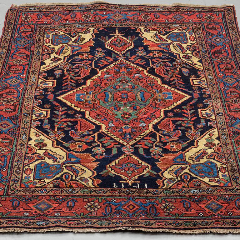 A CARPET, a semi-antique/old Bidjar, ca 210-213,5 x 140,5-144 cm.