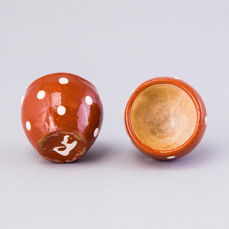 MARITA LYBECK, servisdelar, 28 st, keramik + bok "Marita Lybeck 1906-1990".