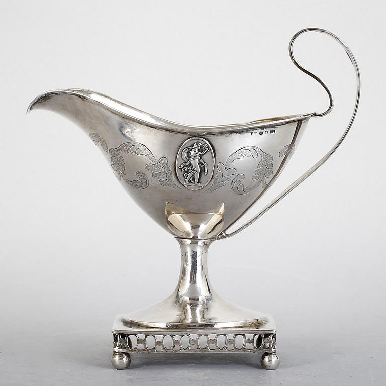 GRÄDDKANNA, silver, Lars Borin, Stockholm, otydligt stämplad 1797? Vikt 245 gram.