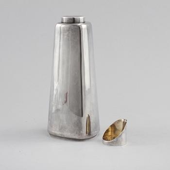 COCKTAILSHAKER, 2 delar, silver, Sparr, Göteborg, 1953. Vikt 414 g.