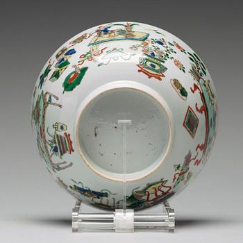 SKÅL, porslin. Qingdynastin, Kangxi (1662-1722).