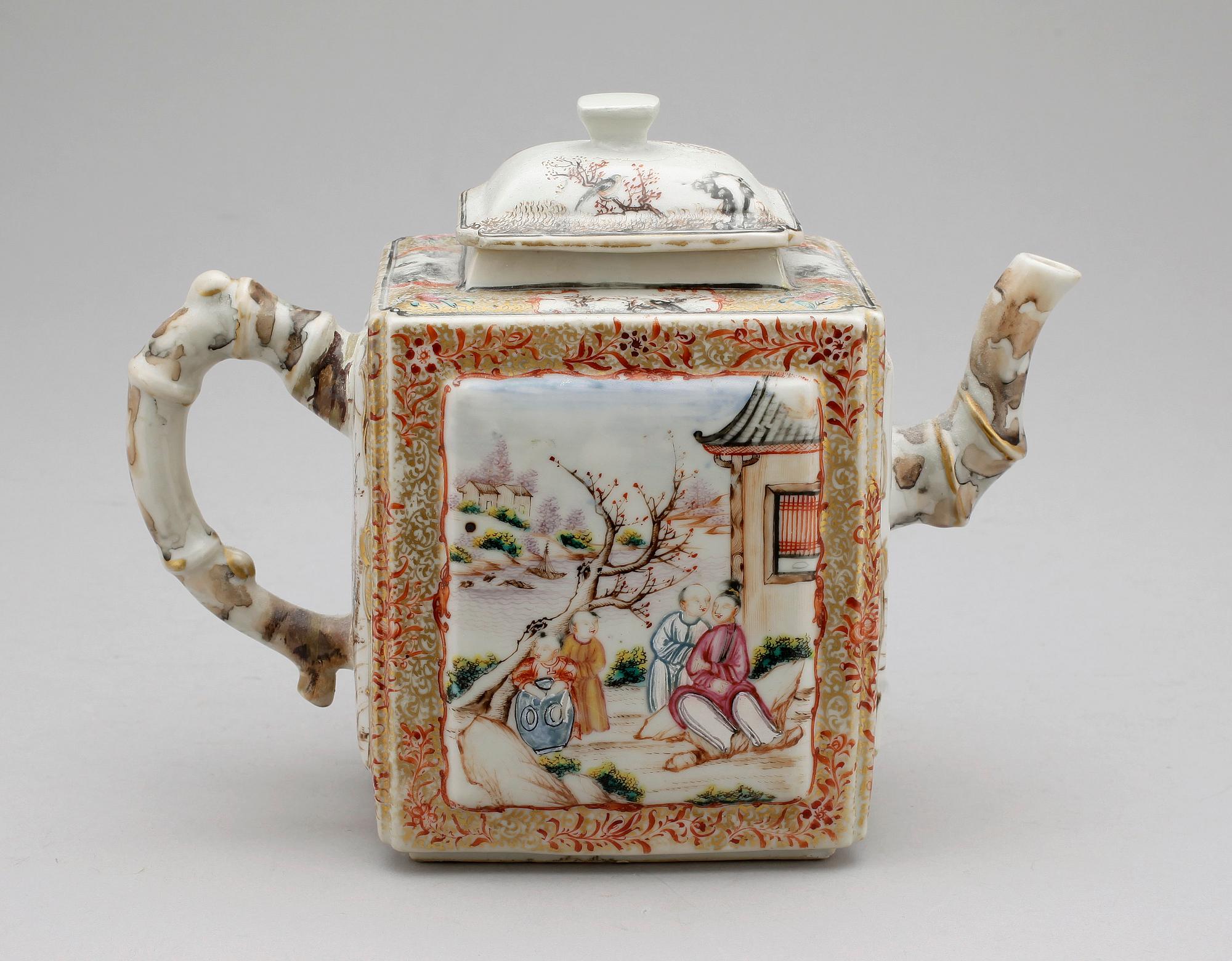 TEKANNA, porslin, Kina 1700-tal.