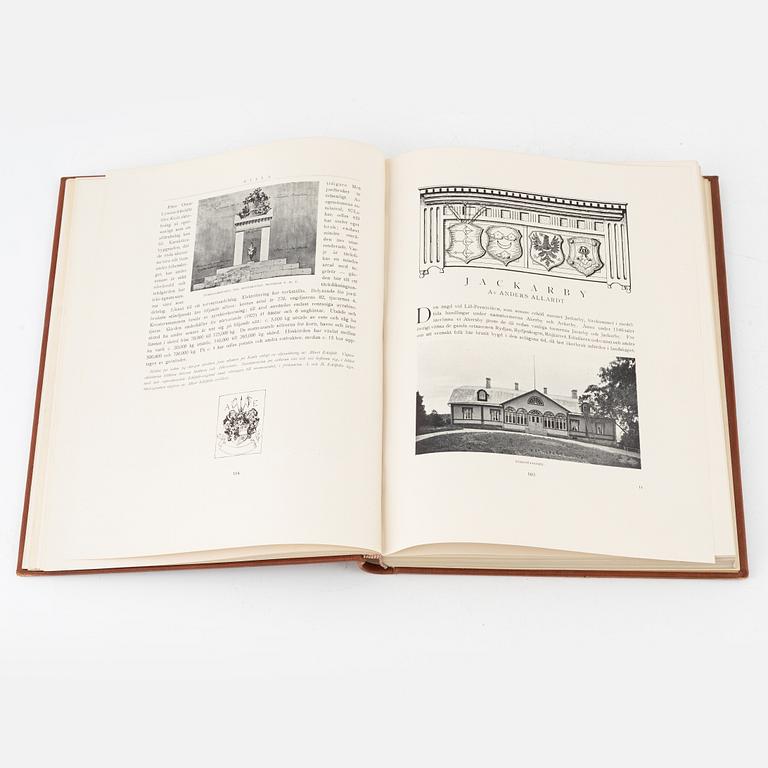 'Svenska slott och Herresäten vid 1900-talets början', 5 vol, Stockholm 1908-10, samt 'Herrgårdar i Finland', 1 vol.