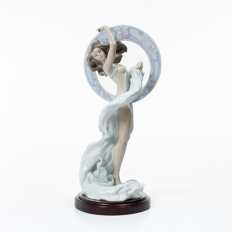 Regino Torrijos, figurine, "Dance", Lladró, Spain.