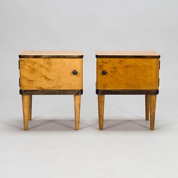 Sängbord / nattduksbord, ett par 1930-tal.