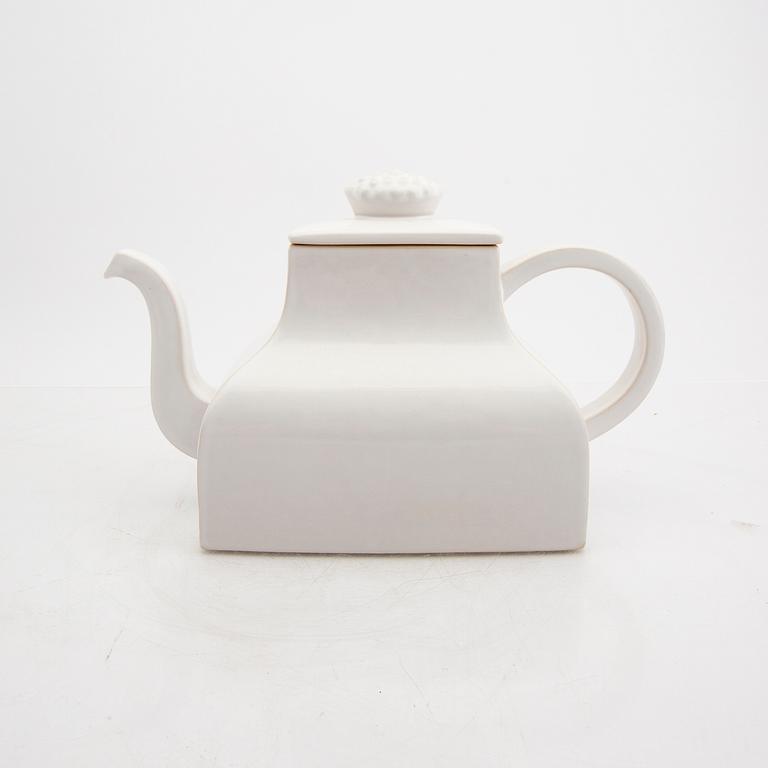 Signe Persson-Melin, a glazed ceramic teapot, signed by hand and numbered 23/100.