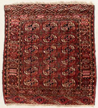 Tekke chuval rug semi-antique/antique approx. 118x102 cm.