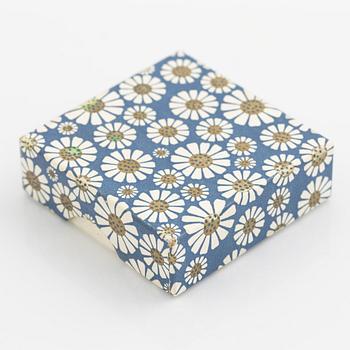 Brosch, förgyllt silver och emalj, "daisy", A. Michelsen, Danmark.