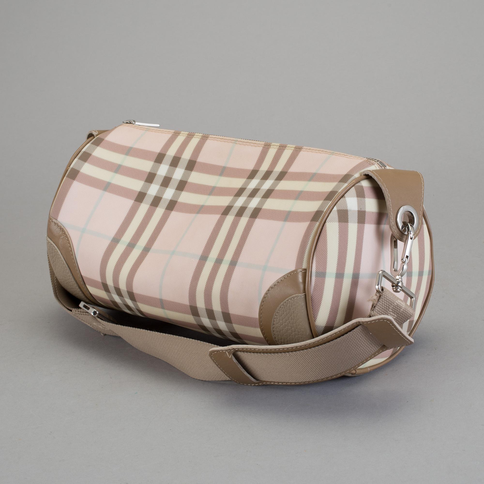 VÄSKA, Burberry.
