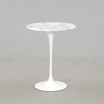 SOFFBORD, "Tulip", Eero Saarinen, Knoll International.