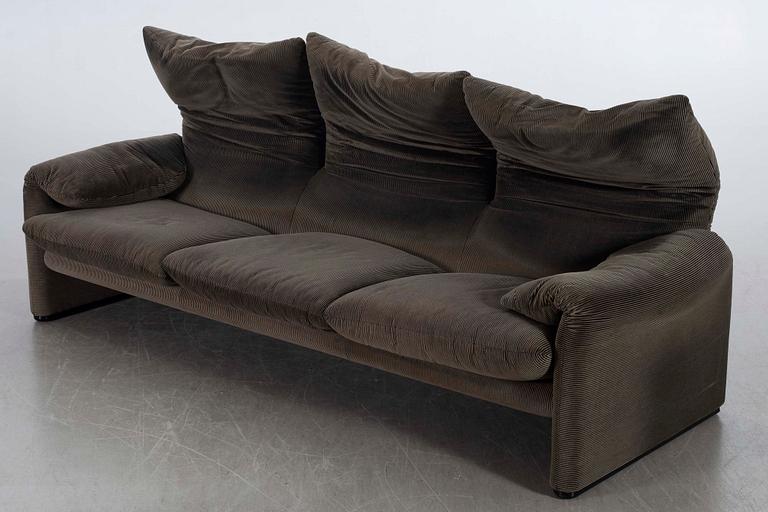 VICO MAGISTRETTI, Sofa, "Maralunga" for Cassina, Italy, second half of the 20th century.