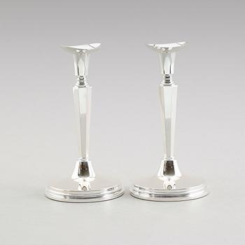 LJUSSTAKAR, 1 par, silver, MGAB, Uppsala 1969.