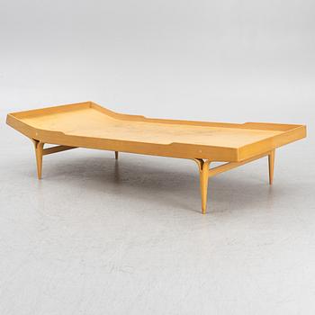 Bruno Mathsson, a model 'T 303 Berlin 60' daybed, Firma Karl Mathsson, Värnamo, dated 1968.