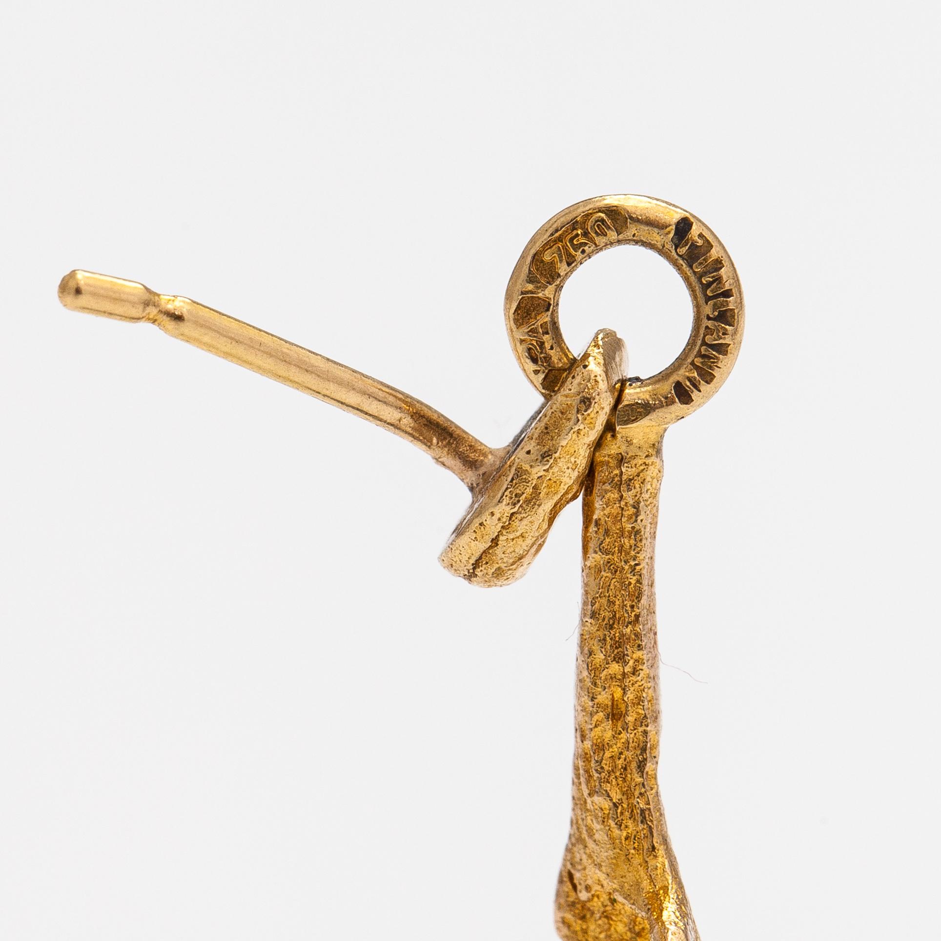 Björn Weckström, "By the springs", a pair of 18K gold and cultured pearls earrings. Lapponia 1964-1974.