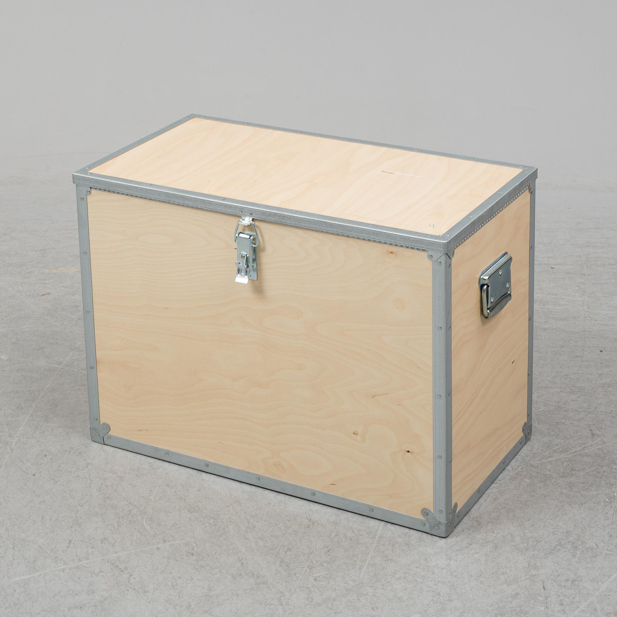 Malin Berglund & Anna Sjöberg, "Cell", shelfing system, 11 pieces, 2018.