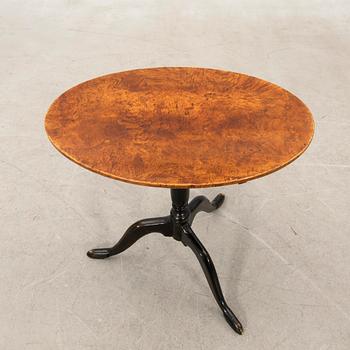 Folding table by Lars Erik Lindell (master in Köping 1818-1843).