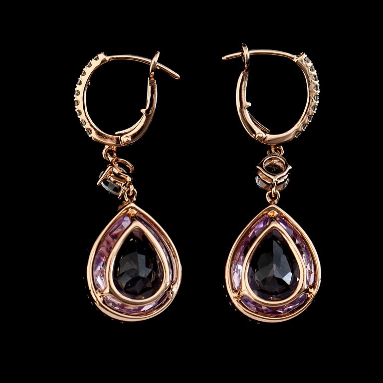 ÖRHÄNGEN, 1 par, 18K roséguld, diamanter tot ca 0.35 ct, vita topaser tot ca 0.70 ct, ametister tot ca 9.00 ct.