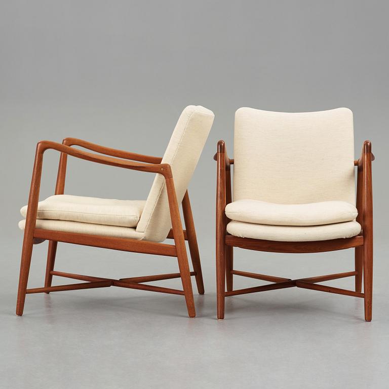 Finn Juhl, a pair of "Bo59" teak easy chairs, Bovirke Denmark, 1950-60's.