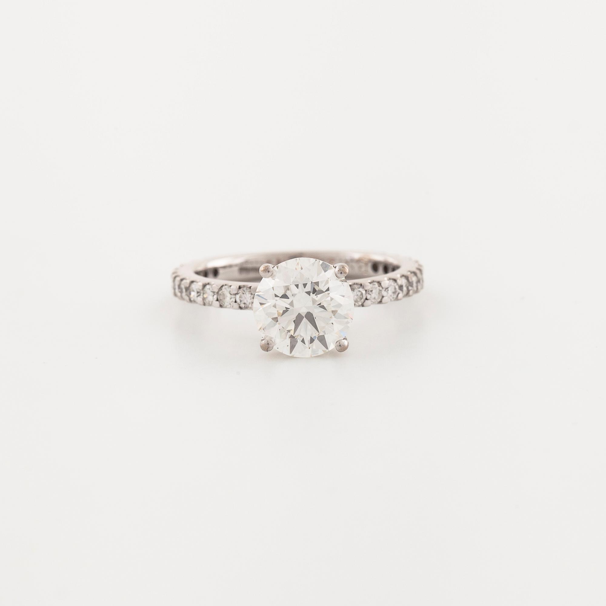 A brilliant cut diamond ring.
