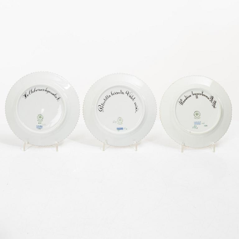 Royal Copenhagen, nine fruit plates, 'Flora Danica', Denmark.