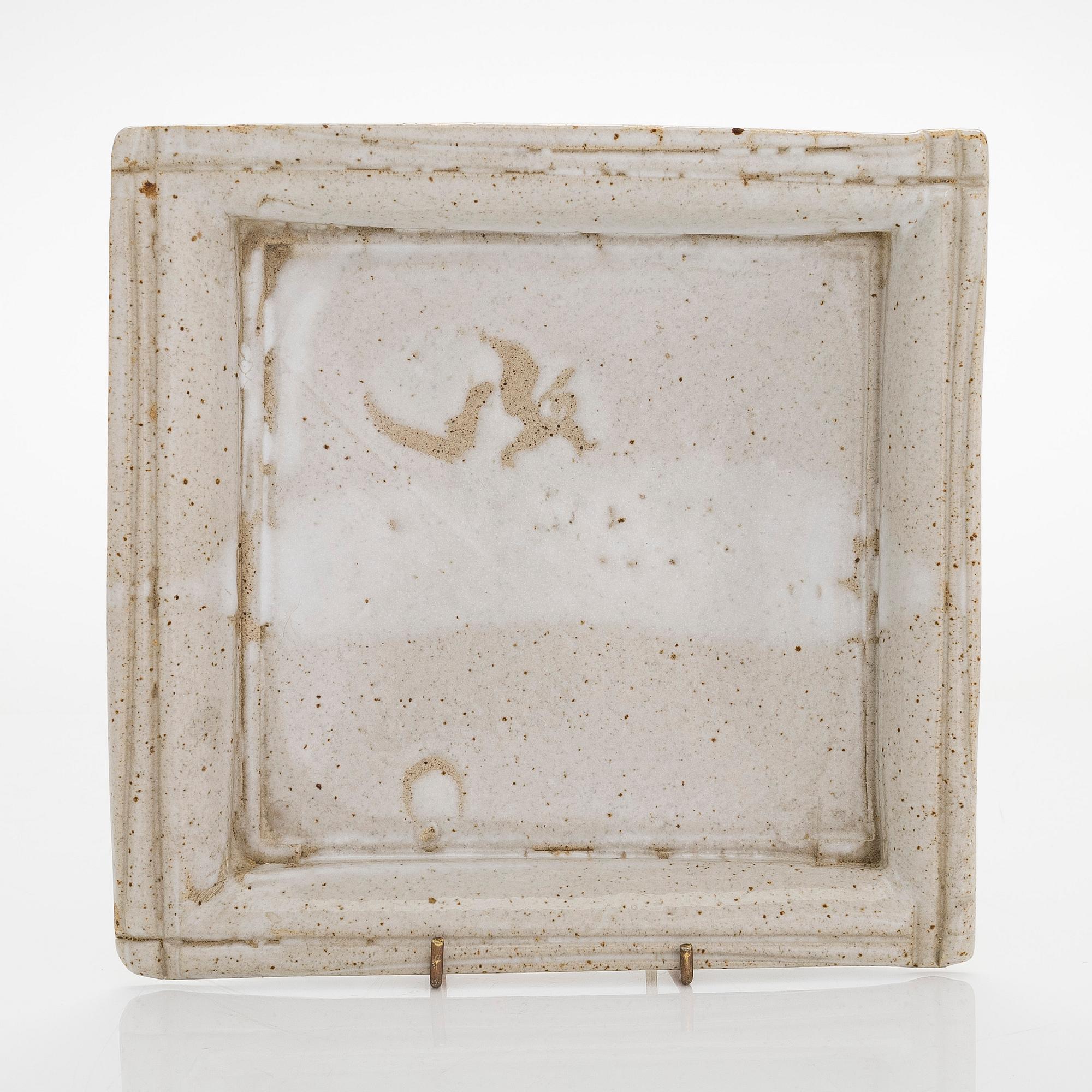 Kyllikki Salmenhaara, a stoneware tray signed KS.